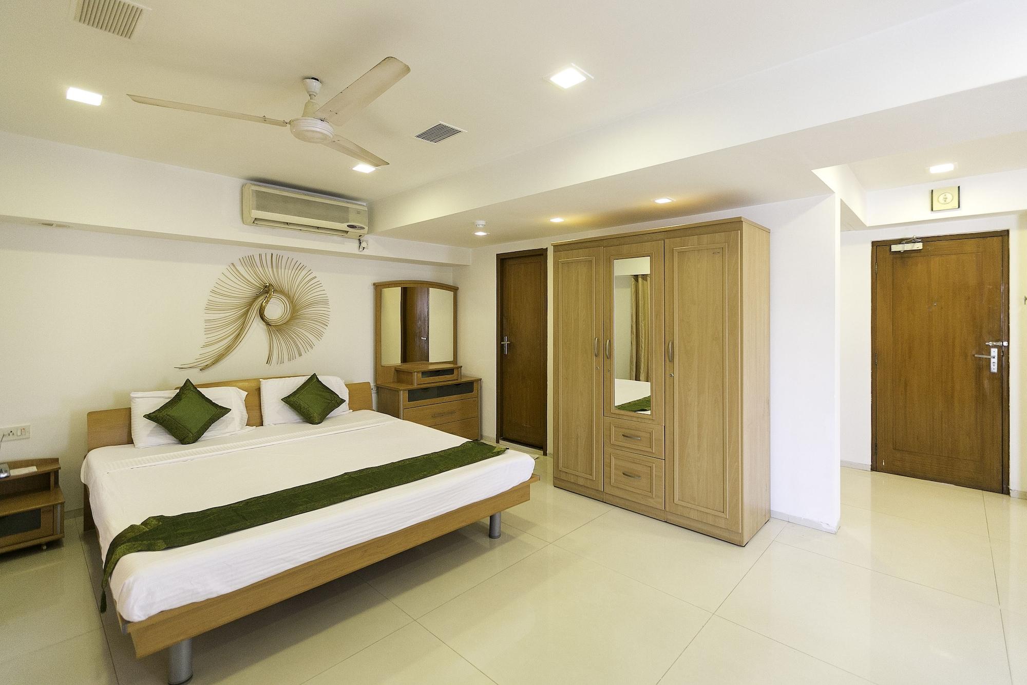 Hotel Treebo Trend New Castle Bombay Esterno foto