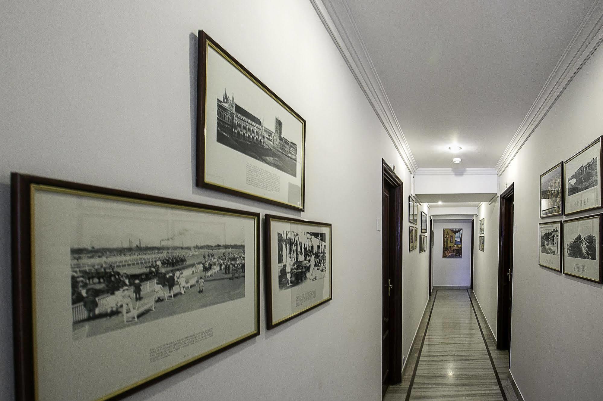 Hotel Treebo Trend New Castle Bombay Esterno foto