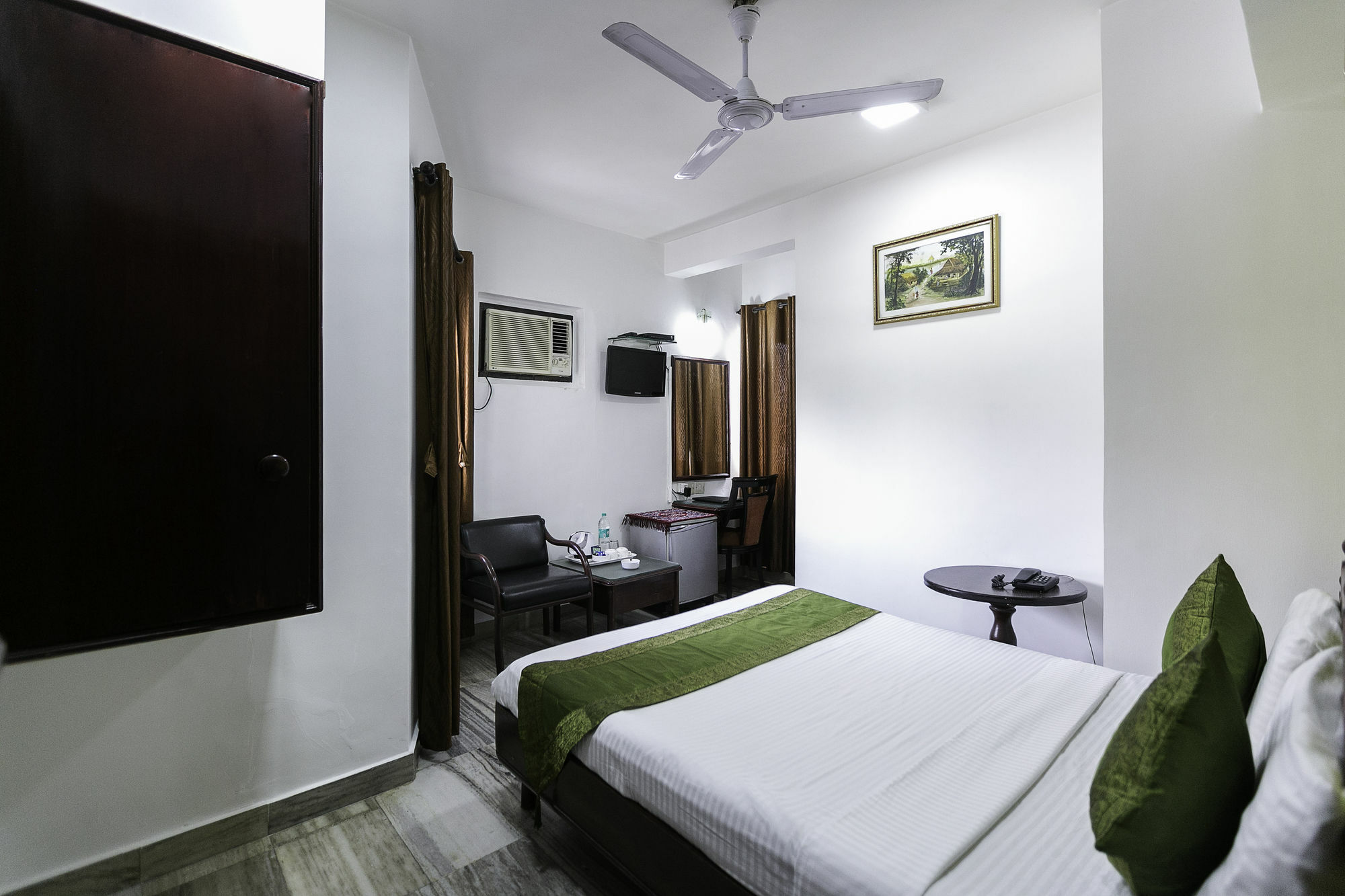 Hotel Treebo Trend New Castle Bombay Esterno foto